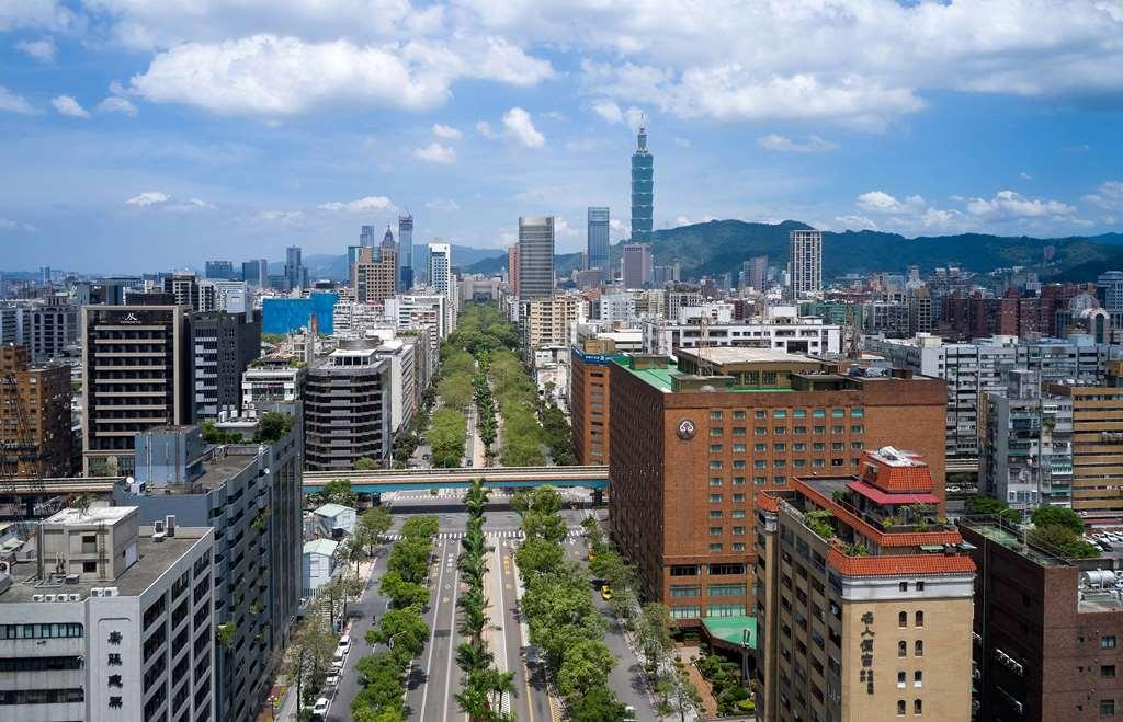 The Howard Plaza Hotel Tchaj-pej Exteriér fotografie Skyline of Taipei