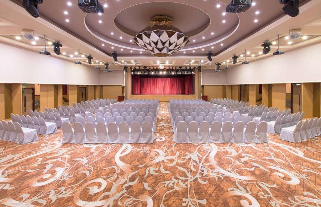 The Howard Plaza Hotel Tchaj-pej Zařízení fotografie The Grand Ballroom