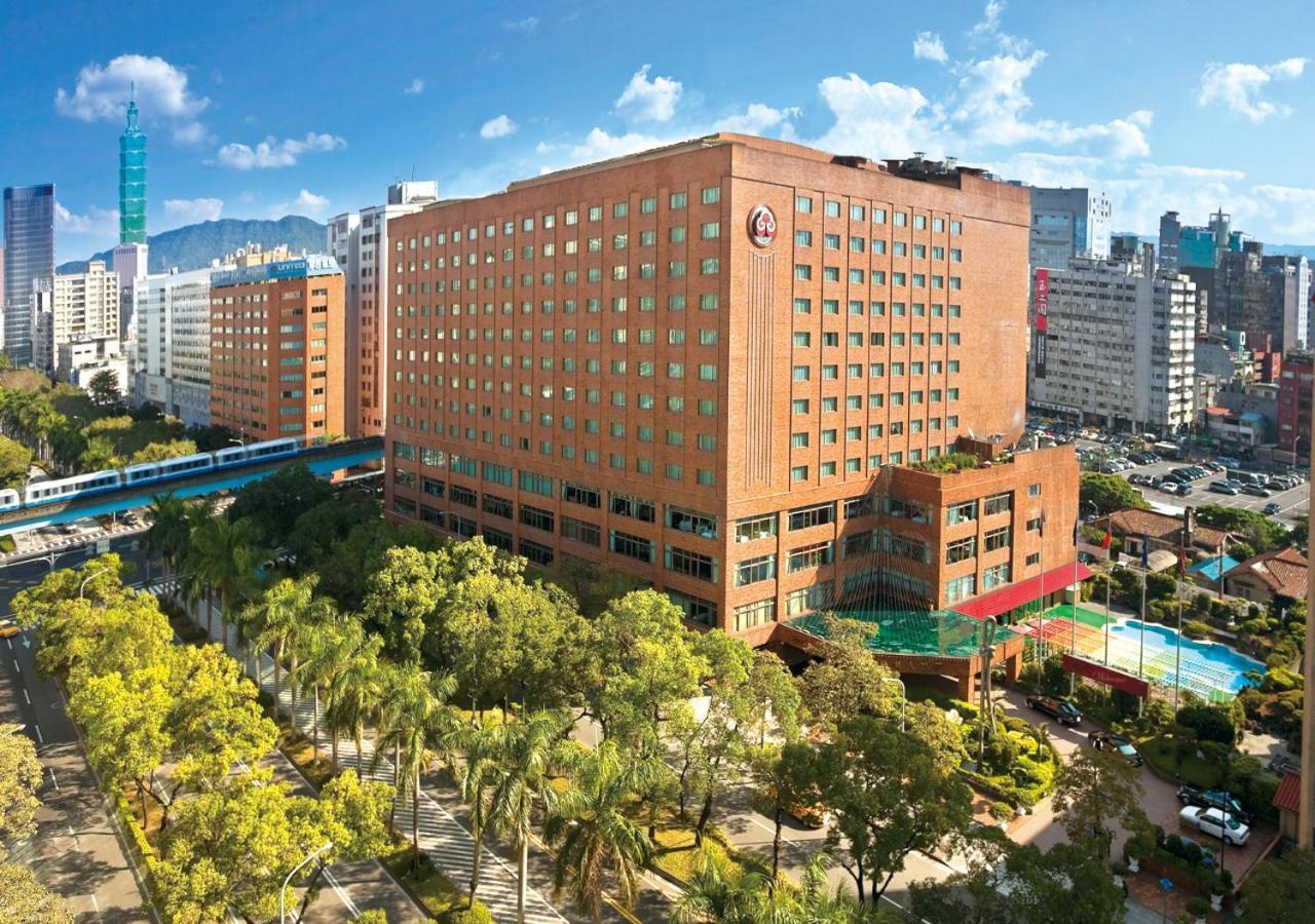 The Howard Plaza Hotel Tchaj-pej Exteriér fotografie The campus of National Yang-ming University